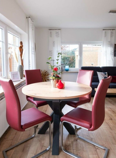 Dining 3, Ostfriesland to Huus, Aurich