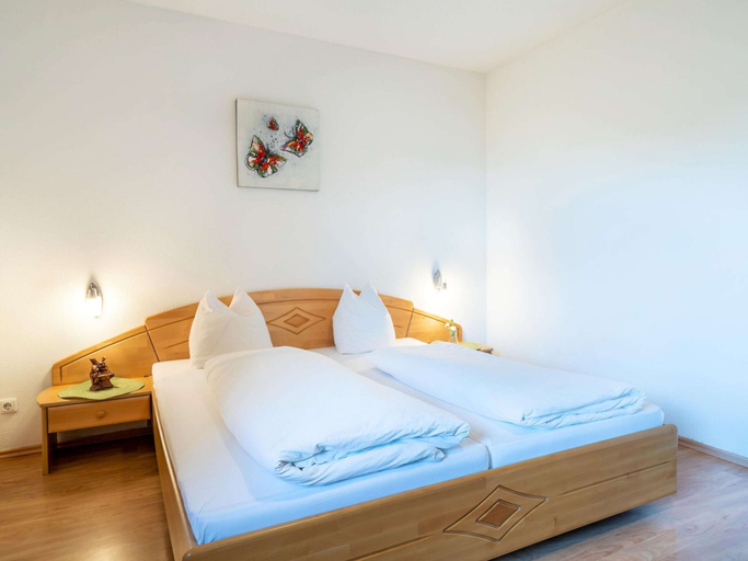 Bedroom 2, Holiday Apartment in Stubai With Balcony, Innsbruck Land
