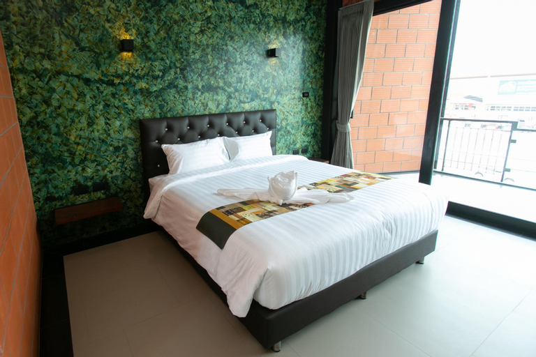 Bedroom 16