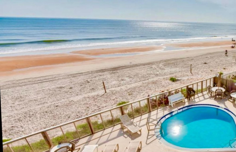 Room 4, Sea Dreams - Beachside 1 Bedroom at Symphony Beach, Volusia