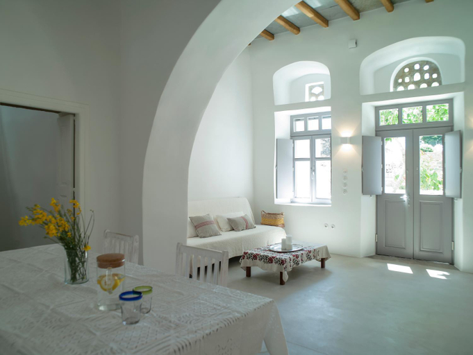 Others 5, Tutti Blu Tinos Living Space, South Aegean