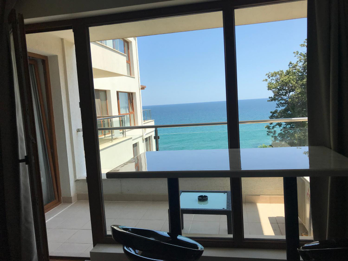 Others 4, By The Cliffs apartments, Byala