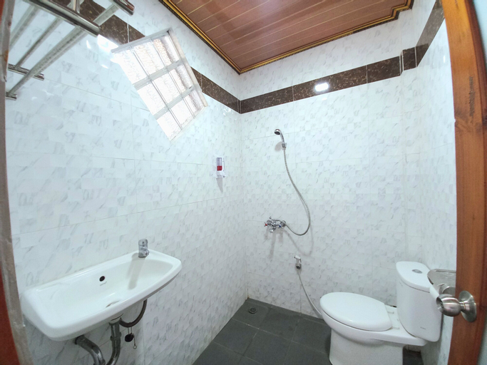 Bathroom 1