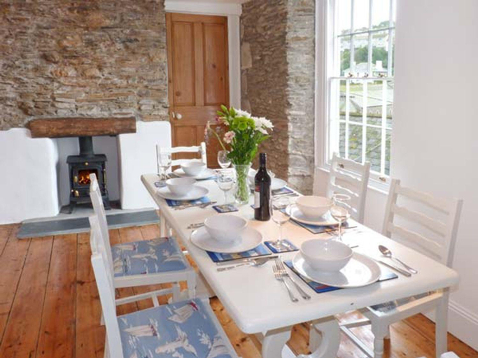 Others 4, Rose Cottage, Cornwall