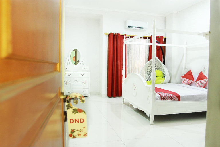 Others 5, Green House, South Jakarta