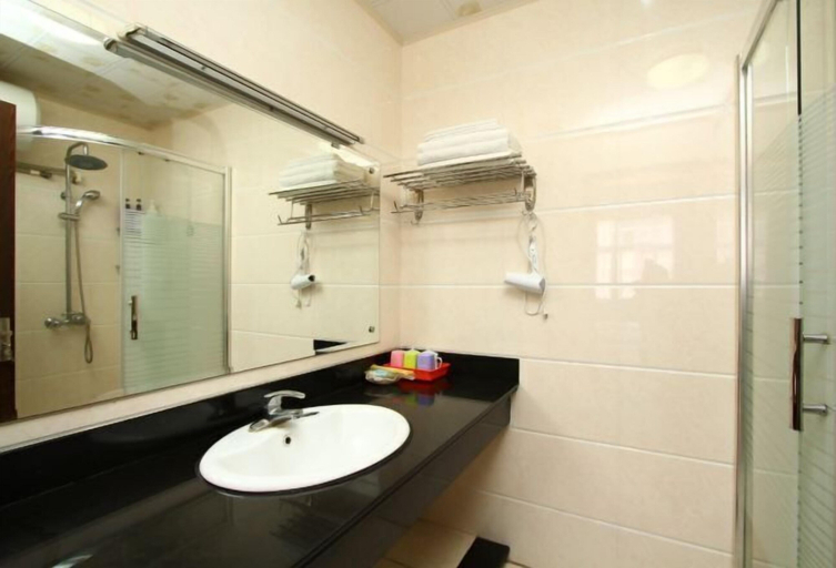 Bathroom 3, Wuzhen Xinyueju(Xizha Scenic Spot, Wuzhen), Jiaxing