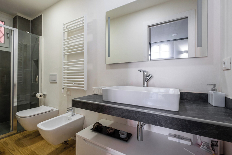 Bathroom 4, Mazzini Elegant Apartment by Wonderful Italy, Bologna