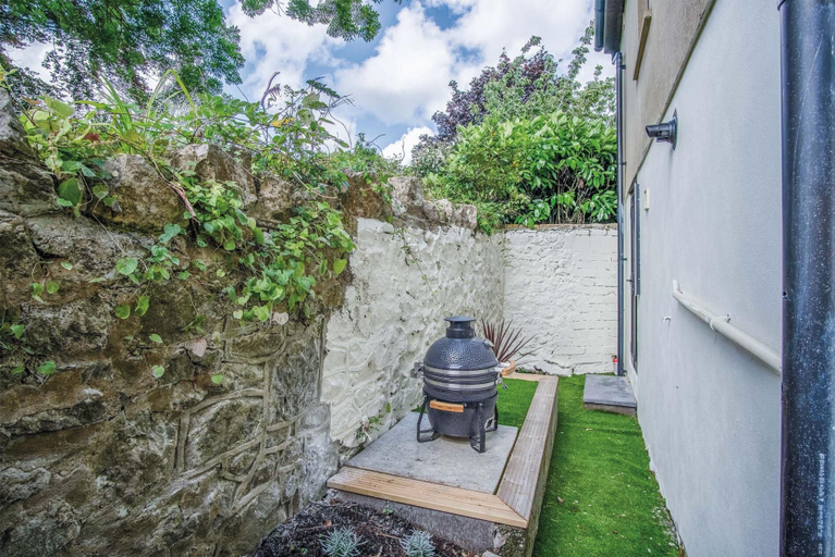 Others 5, The Cottage - 2 Bedroom Cottage - Tenby, Pembrokeshire