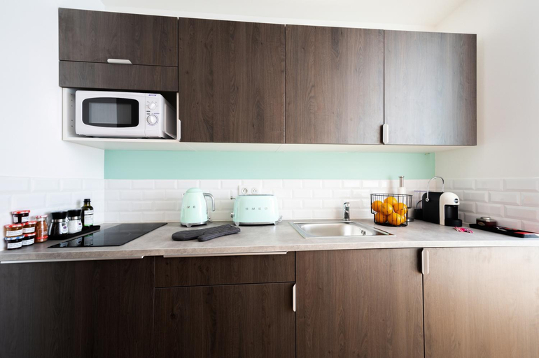 Others 4, Superbe studio entierement renove - 50m croisette, Alpes-Maritimes