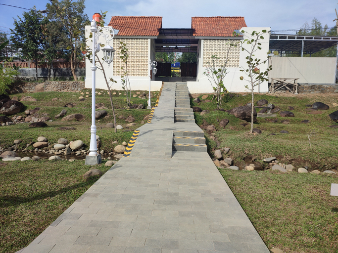 Others 5, Oemah Tahu Banjarnegara Resto and Resort Mitra RedDoorz, Banjarnegara