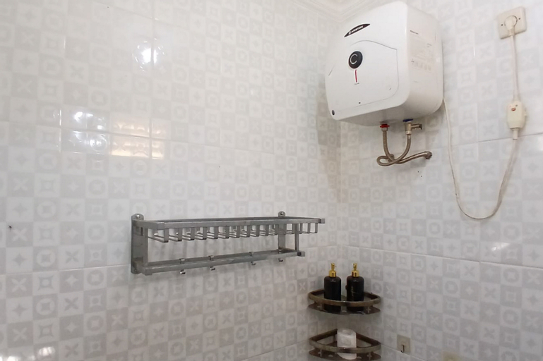 Bathroom 4