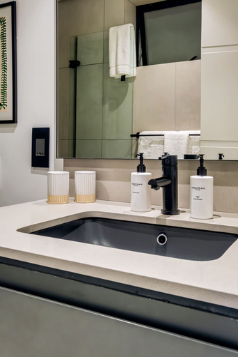 Bathroom 4, Contemporary Charming Apartment The Urban Edge, City of Cape Town