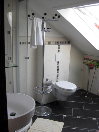 Bathroom 3, Eva und Wolf Apartments, Ludwigsburg