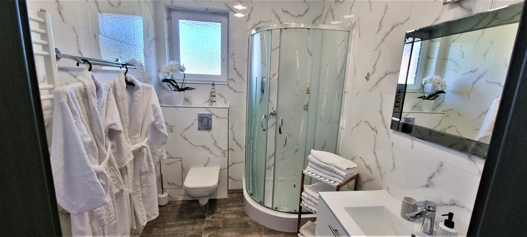 Others 4, Apartamenty Dzemejra - Jumeirah, Sławno