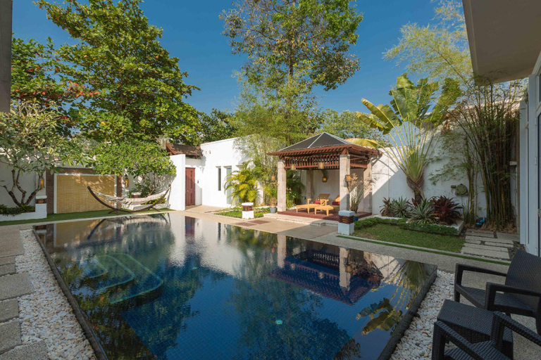 Swimming Pool 4