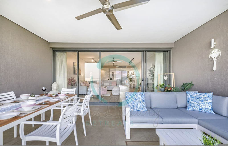 Room 4, Peninsula Bliss Sea View Private Balcony Dining, Darwin