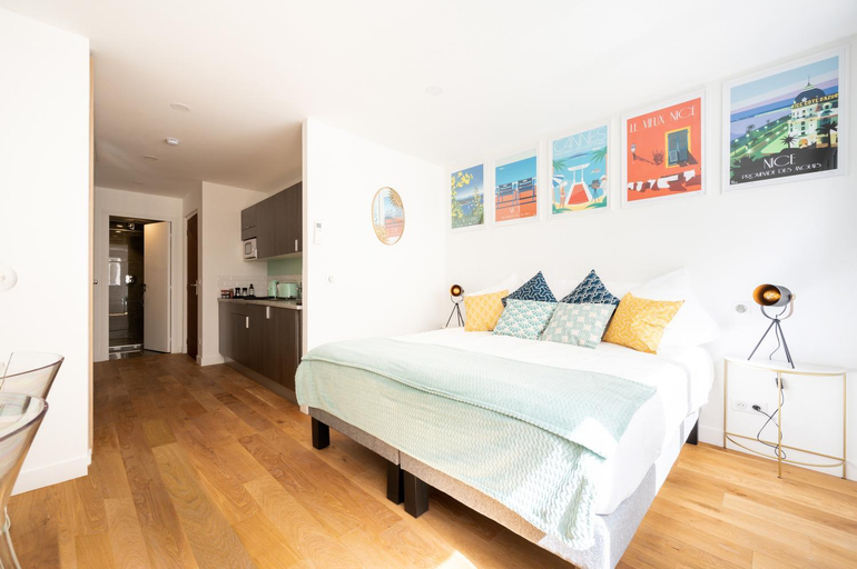 Others 3, Superbe studio entierement renove - 50m croisette, Alpes-Maritimes