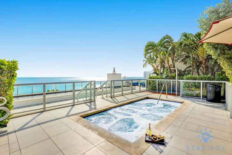 Sport & Beauty 2, Bay View - Rooftop Pool - Hollywood Beach Broad -walk, Broward