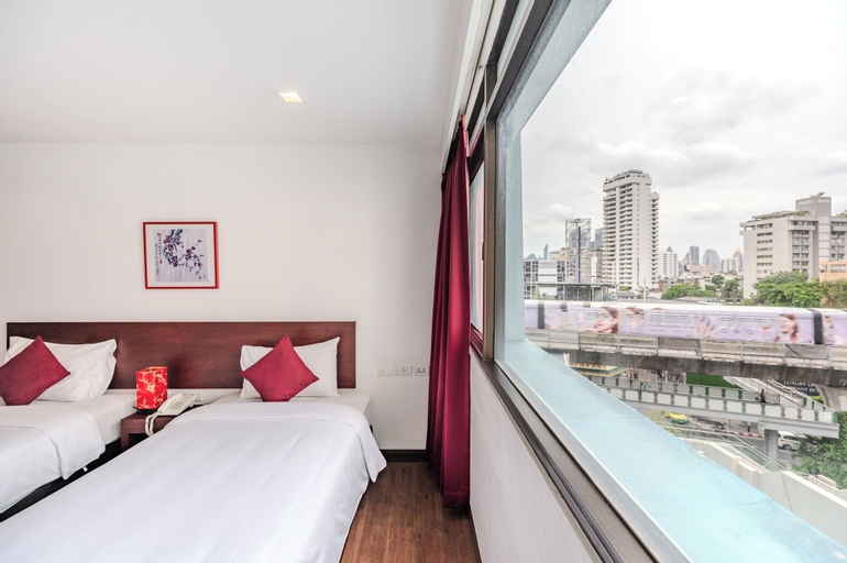 Bedroom 12