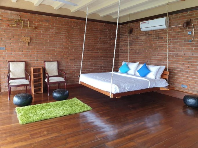 Bedroom 2, The Cloud Resort, Yatinuwara