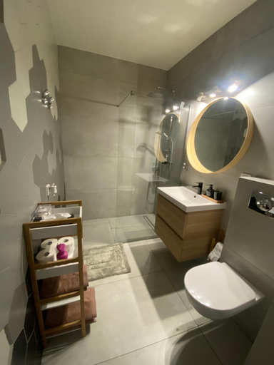 Others 5, HELove Apartamenty, Puck