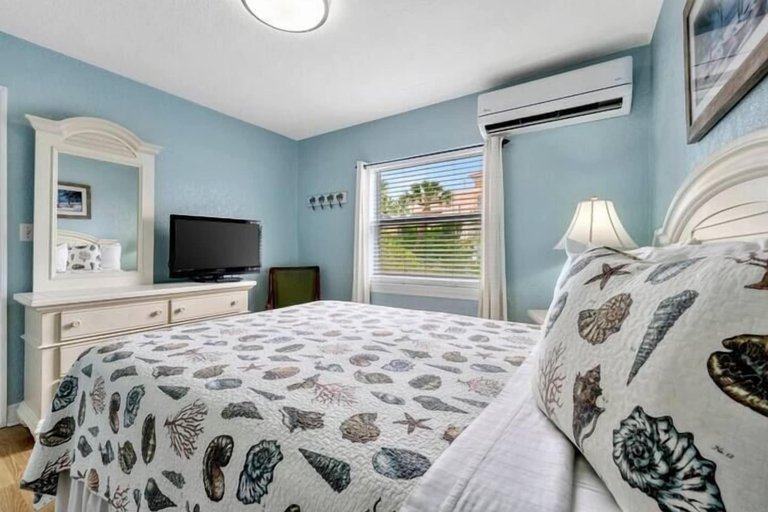 Bedroom 3, Blue Wave Suites, Pinellas