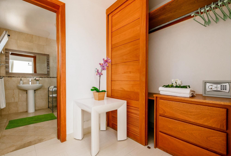 Room 3, Punta Cana Beachfront - Punta Cana Ocean View Paradise, Salvaleon de Higuey
