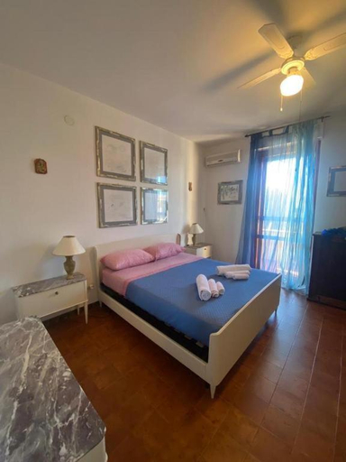 Bedroom 3, PM 5 Via Sicilia Guest House, Sassari