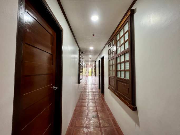 Exterior & Views 2, Mc's L Transient House By Zuzu, Bantay