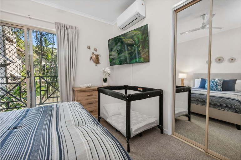 Bedroom 3, Tropical Gardens - Resort 9 Pools Gym, Cairns