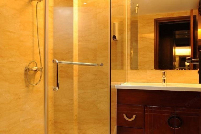 Bathroom 4, Wangyanlou Hotel, Wenzhou