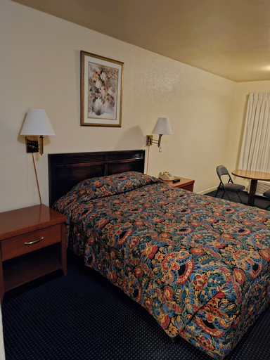 Bedroom 5, Terrace Inn and Suites, Contra Costa