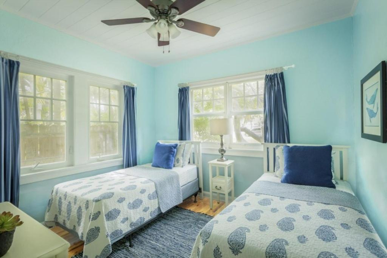Bedroom 2, Paradise Cottage Private Pool! Home, Palm Beach