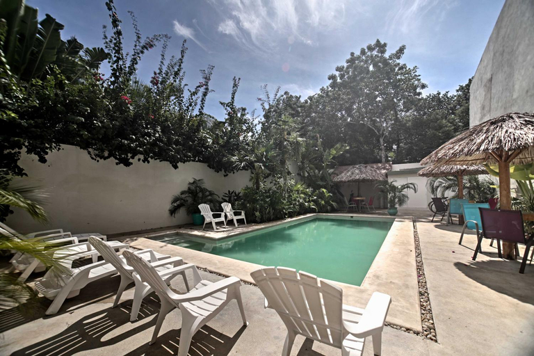 Others 3, Casa Esmeralda w/ Pool Access & Furnished Patio!, Cozumel