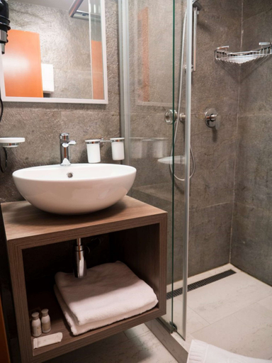 Bathroom 4, Best Western Silva Hotel, Sibiu