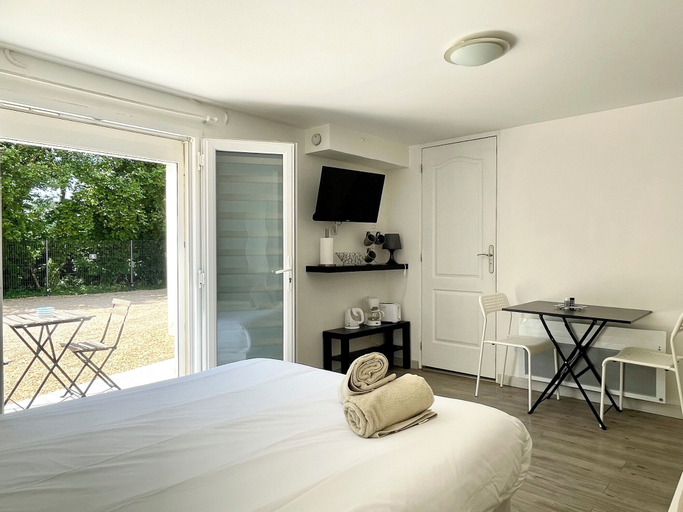 Bedroom 16