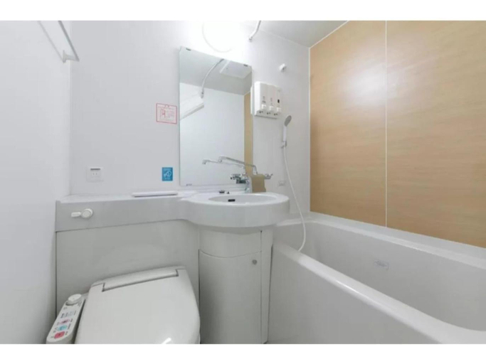 Bathroom 2, R&B Hotel Shin Osaka Kitaguchi - Vacation STAY 40553v, Osaka