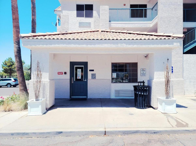 Exterior & Views 1, InTown Suites Extended Stay Phoenix AZ - Gilbert, Maricopa