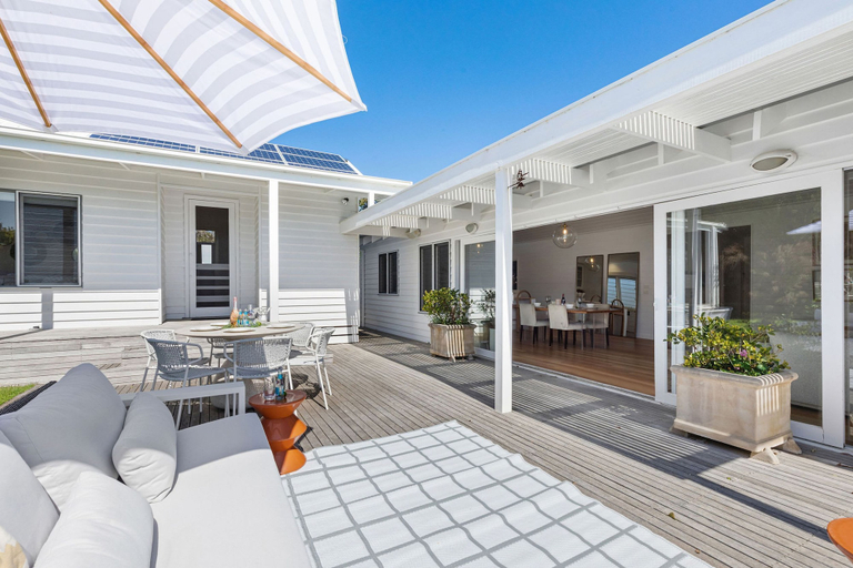 Others 2, Luxury Cottage With Pool In Perfect Location, Melbourne
