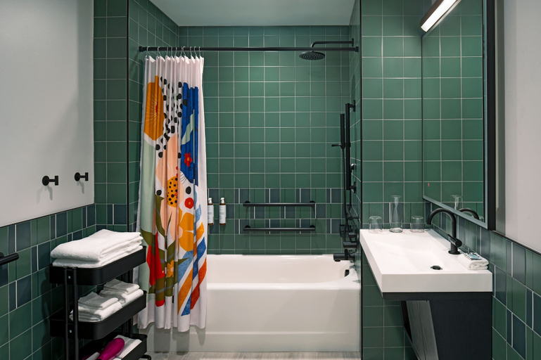 Bathroom 5, Moxy St. Petersburg Downtown, Pinellas