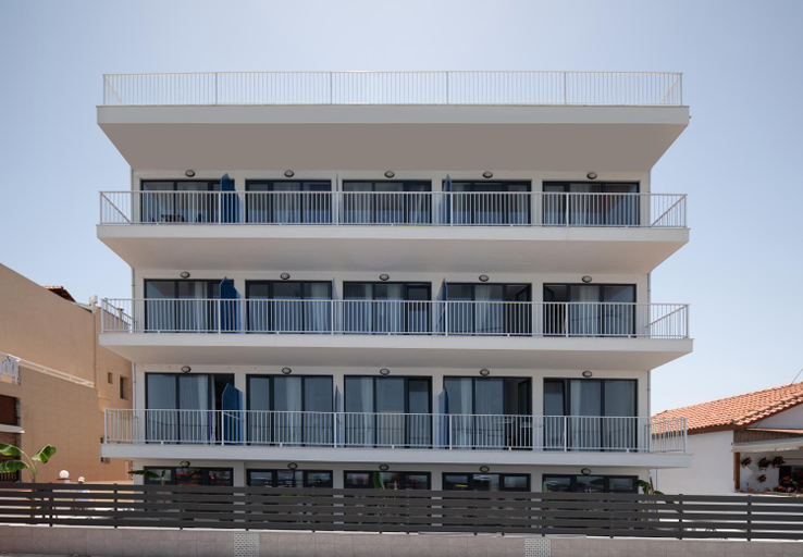 Others 5, Grand Dodo's Triada Seaview Studios, Central Macedonia