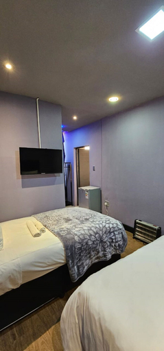 Bedroom 2, Adelina Hotel, Bojanala