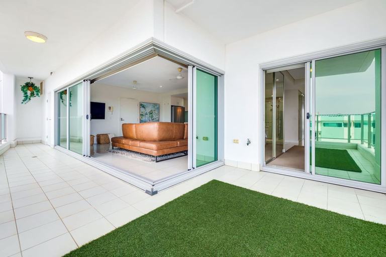 Others 5, Skytower Wonder Oceanview Balcony - Pool - Office, Darwin