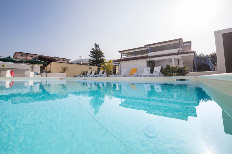 Others 2, Villa Concettina, Messina