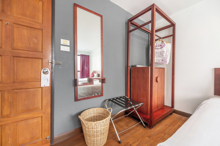 Bedroom 5
