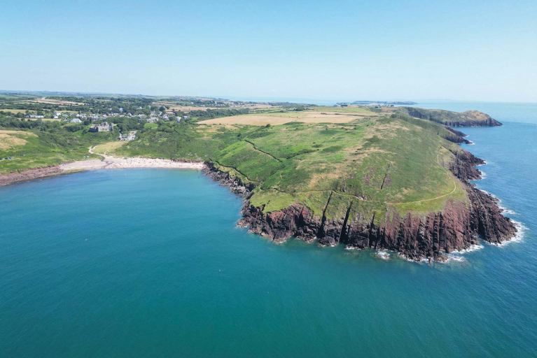 Others 4, Sea Glass - 2 Bedroom Apartment - Manorbier, Pembrokeshire