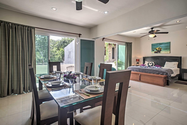 Others 2, Casa Esmeralda w/ Pool Access & Furnished Patio!, Cozumel
