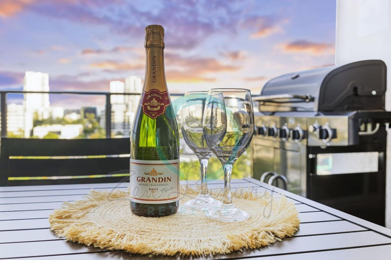 Food & Drinks 4, ZEN Array Cityscape Panoramas Gym Pool BBQ, Darwin