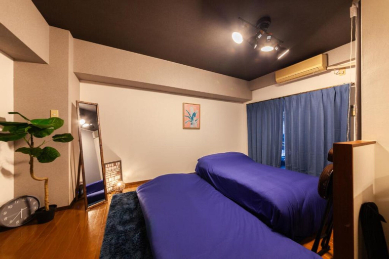 Bedroom 27