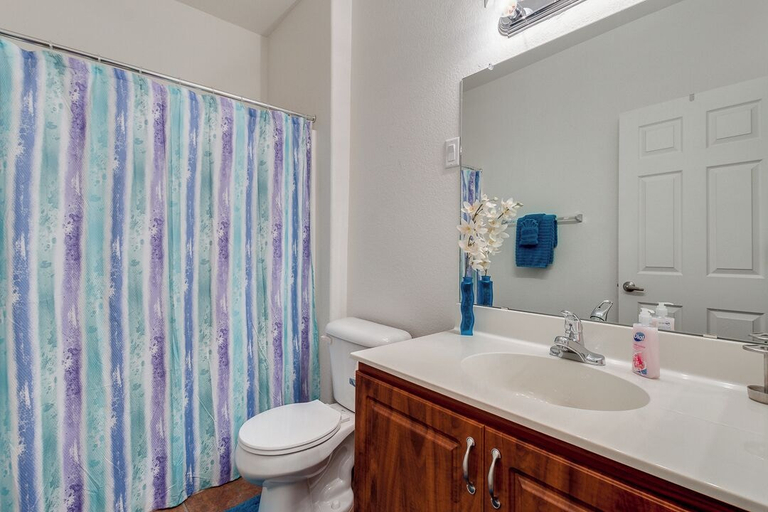 Bathroom 3, Southern #2055 Mesa, Maricopa
